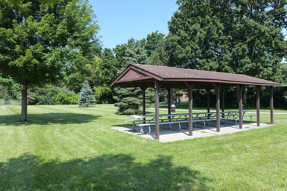 Clubview Park shelter